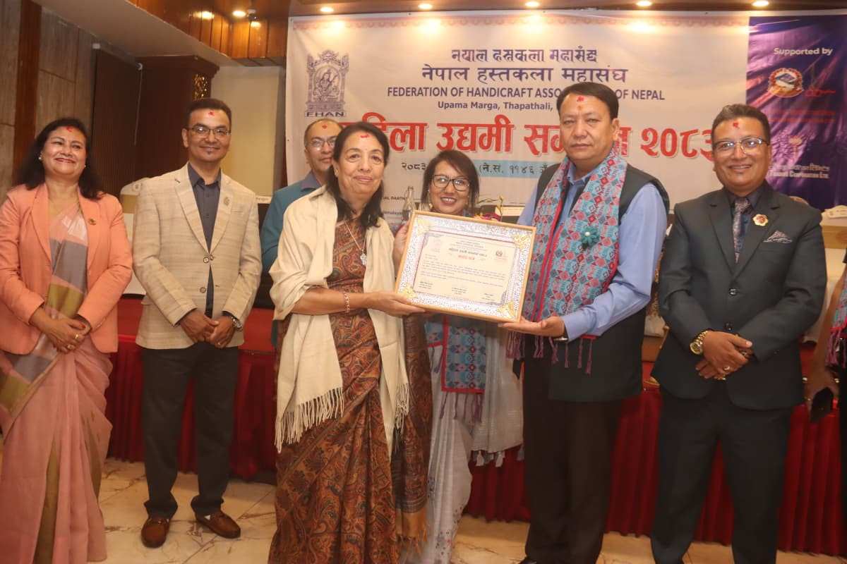 नेपाल पश्मिना इण्डष्ट्रिकी सञ्चालक लालु श्रेष्ठसहित २२ महिला उद्यमी सम्मानित