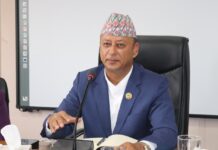 कांग्रेस फुटेको होइन, विशेष महाधिवेशनको बैद्यता छ कि छैन : पूर्वमन्त्री खड्का