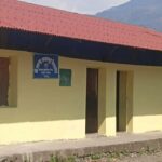 कक्षाभरि झुसिल्किरा : शिक्षक र विद्यार्थी जीउ कन्याउँदै हैरान