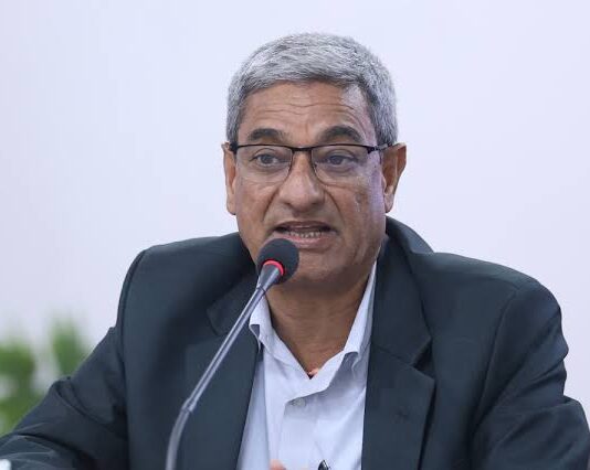 पूर्वगृहमन्त्री रमेश लेखक पक्राउ