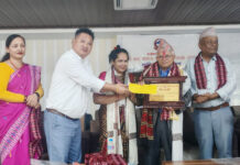 साहित्यकार कृष्ण धरावासीलाई दीर्घसेवा सम्मान