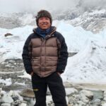 आठ पटक सगरमाथा चढेका पासाङ किदर शेर्पाको अनुभव: हिमालमा फोहोर र जलवायु परिवर्तनको गम्भीर असर